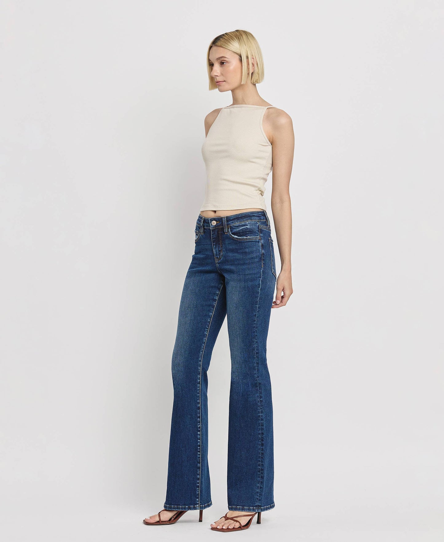 MID RISE RELAXED BOOTCUT JEANS